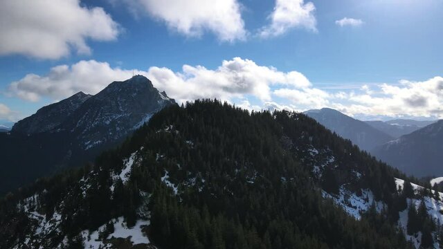 Drohnen Flug &uuml;ber Wendelstein in den bayrischen Alpen in 4K, Europe Germany Aerial Drone