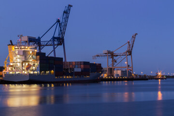 Obraz premium container cargo freight ship in Cork Port