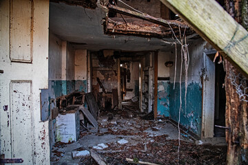 Altes verfallendes Bauernhaus