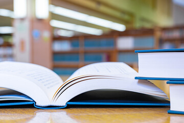 図書館イメージ　読書イメージ　勉強イメージ