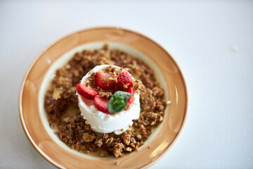 strawberry ice cream