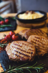 steaks rosemary and vegetables