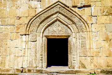 Fototapeta na wymiar Georgia, one of the entrances of the fortified Castel and monastery of Ananuri 