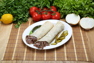 Et döner dürüm, et döner, meat donner, meat donner wrap