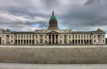 Fototapeta premium Custom house in Dublin, Ireland