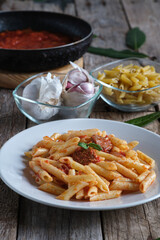Macaroni with homemade tomato