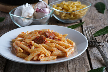 Macaroni with homemade tomato
