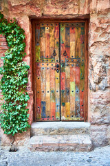 Fototapeta na wymiar Old wooden door