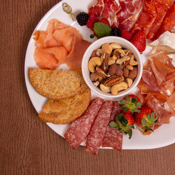 Tabla de carnes fr&iacute;as
