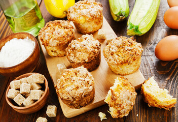 Muffins with zucchini and lemon