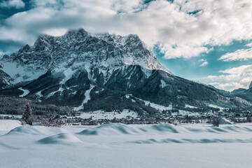 Fototapeta na wymiar Winter landscape in the Bavarian Alps, Germany.