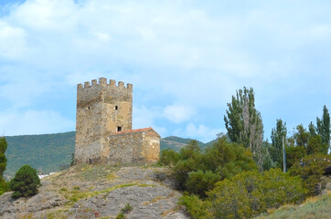Fototapeta na wymiar Medieval structure in the mountains of the Crimea, Sudak