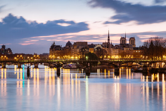 River Seine and Ile de la Cite at sunset, Paris, France