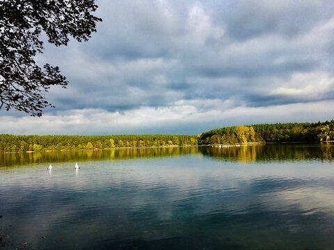 Scenic View Of Lake Against Sky © karina erbarmt/EyeEm