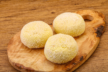 Raw potato zrazy for cooking