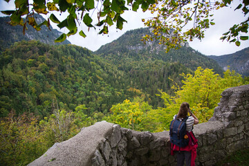 Fotografin in den Bergen