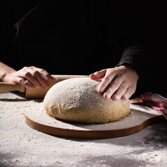Homemade wholemeal dough for bread. Easy Cooking of healthy bread from alternative flours.