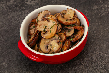 Roasted champignon with herbs and spices