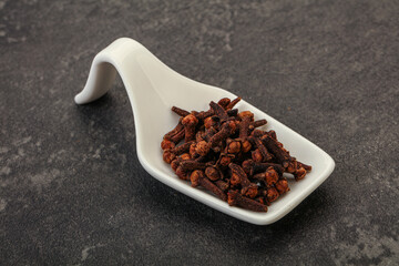 Aroma cuisine - dry clove seeds