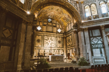 Obraz premium Panoramic view of interior of Florence Baptistery on Piazza del Duomo