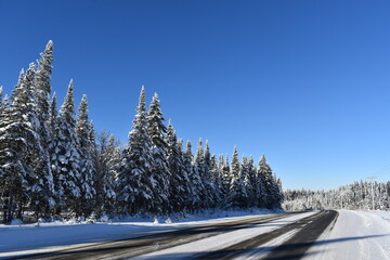 
The road to Saint-Paul in winter, Québec