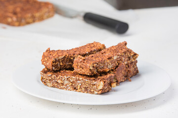 bar with chocolate protein and unsweetened nuts