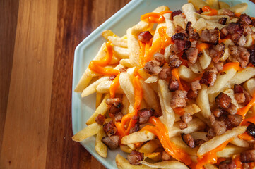 batata com cheddar e bacon, putim