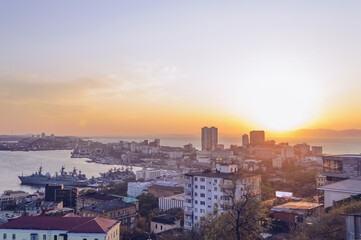 Fototapeta na wymiar sunset cityscape of Vladivostok