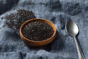 Raw Black Organic Amaranth Grain