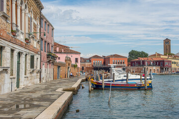 Obraz premium discovery of the city of Venice and Murano. its small canals and romantic alleys