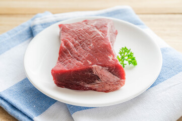 牛モモ肉のブロック