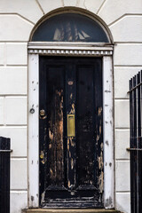 Fototapeta na wymiar An old door in London