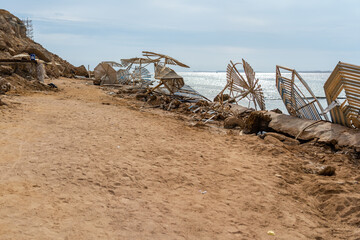 Fototapeta na wymiar Abandoned tropical beach. Environmental or pollution concept.