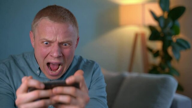 Phone addiction. Gambling on the phone. Lost money