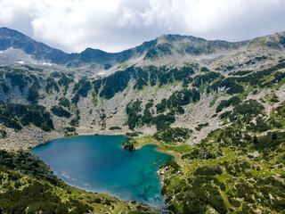 Fototapeta na wymiar Fish Banderitsa lake, Pirin Mountain, Bulgaria