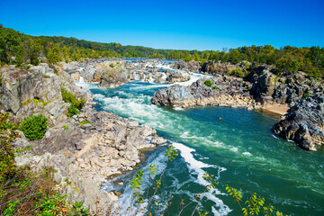 Park Great Falls. view of the Potomac River. Virginia. USA - obrazy, fototapety, plakaty