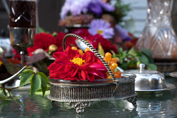 wedding antiques and flowers