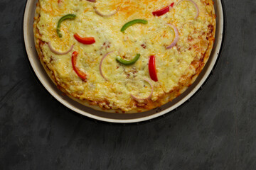 Pizza_3 layered cheese pizza