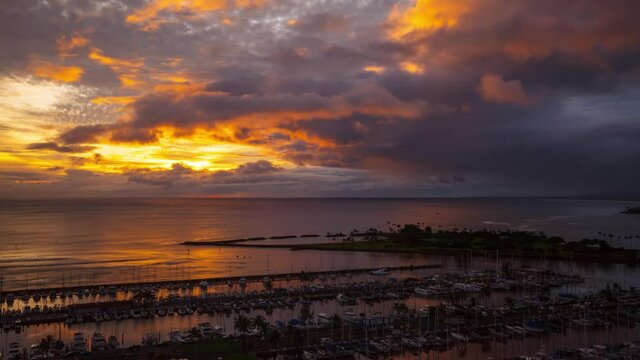 Time Lapse of amazing sunset clouds over the ocean in Honolulu Hawaii