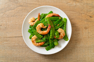 Stir-Fried Green Peas with Shrimp