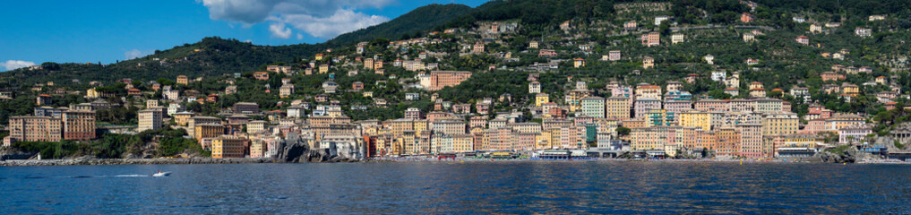 Fototapeta na wymiar Colored buildings on the waterfront of Camogli