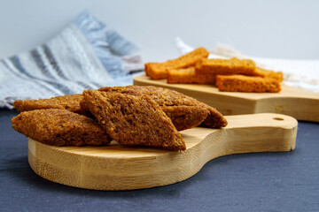 Homemade croutons close-up of dry bread crackers. use of products. for no waste