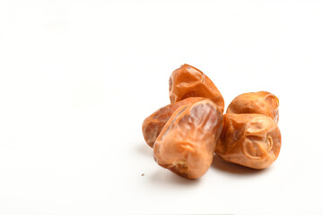dates fruit , famous for it in the regions of [Al-Qatif, Al-Qassim, Al-Kharj and Al-Hasa] in Saudi Arabia. It is characterized by preserving its good flavor after a long period of storage.