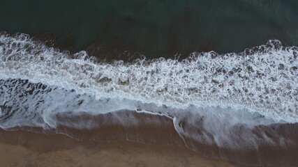 Obraz na płótnie Canvas the ocean atlantic on the beach to alone forever travel