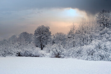  Panoramaansicht der Schneelandschaft