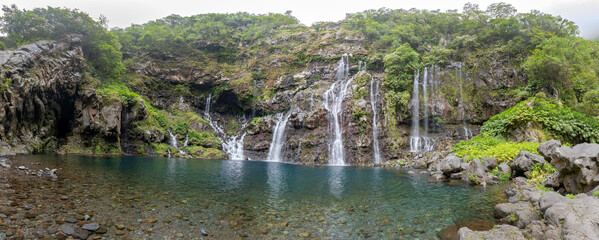 Fototapeta premium Waterfall Grand Galet at island La Reunion - Panoramic view