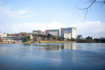 The lake and the whole area of Kondae.
