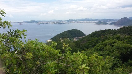 Fototapeta na wymiar Vue sur la baie de Rio de Janeiro