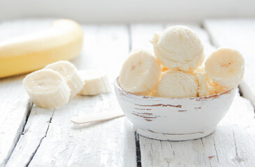 Bananeneis Banane Eis Eisbecher Bananen