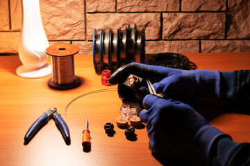 The maintenance process of the atomizer electronic cigarette